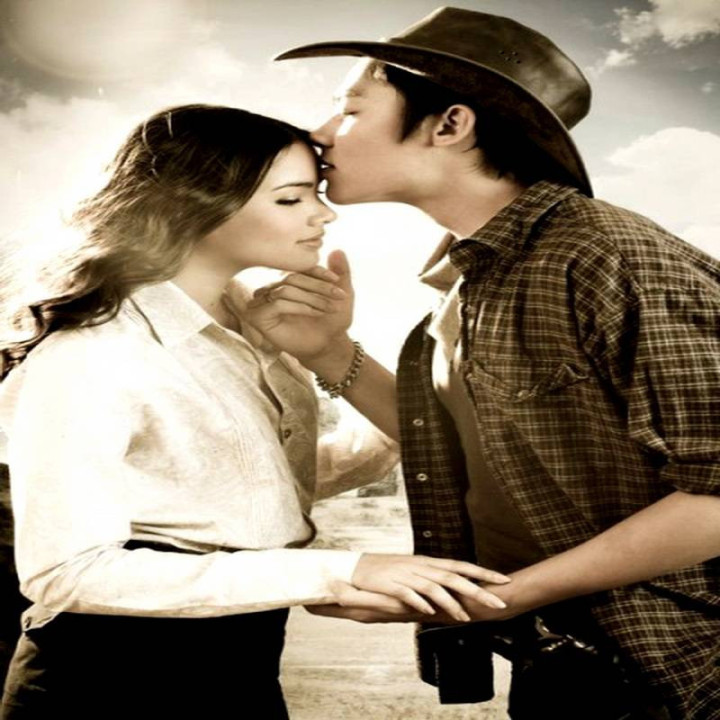 خورشید سوزان Tawan Deard