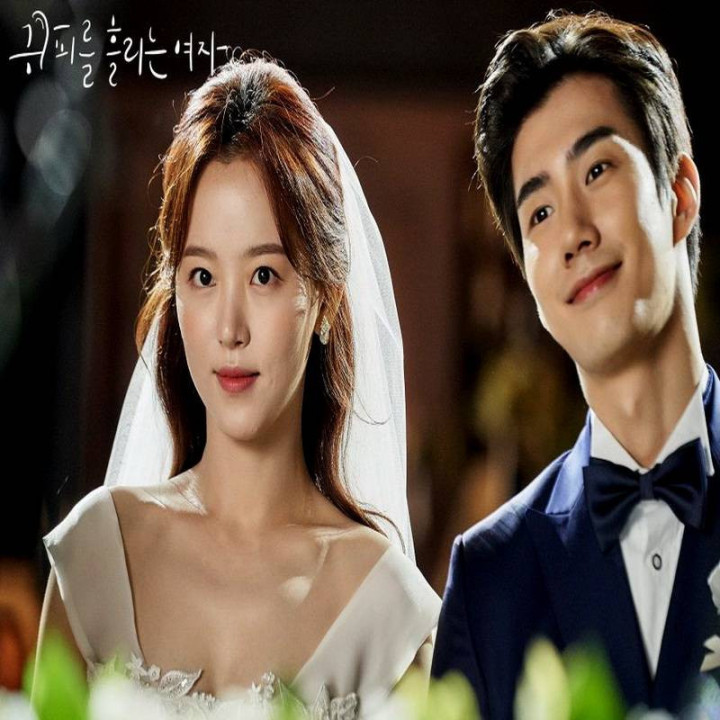 زنی با گوش خونی Woman with a Bleeding Ear