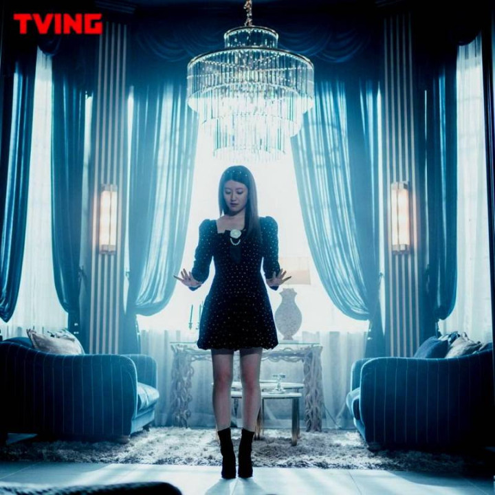 رستوران جادوگر The Witch is Diner