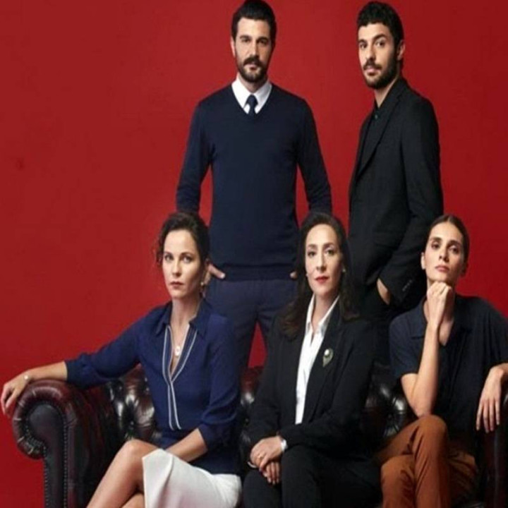 اتاق قرمز Kırmızı Oda