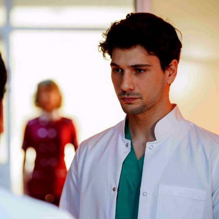 پزشک دهکده ، Kasaba Doktoru