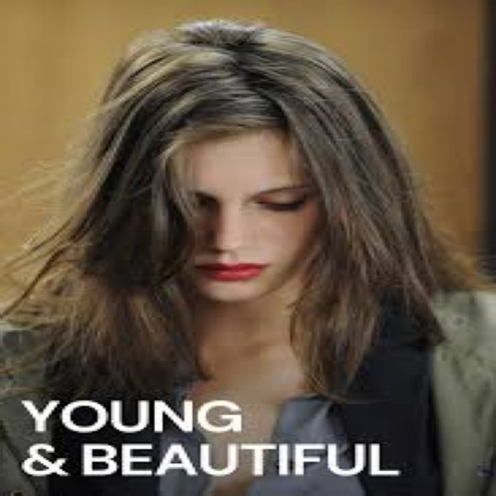 جوان و زیبا Young & Beautiful