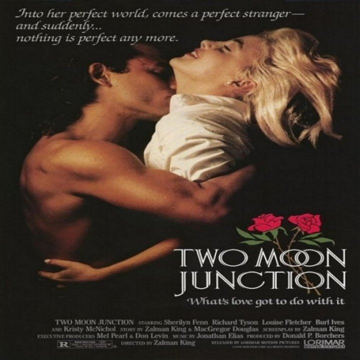تقاطع دو ماه Two Moon Junction