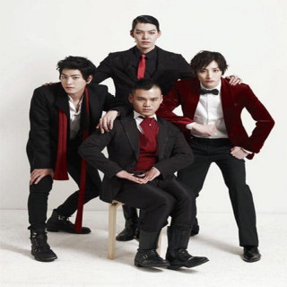 آیدل خون آشام (با بازی کیم وو بین) vampaire idol