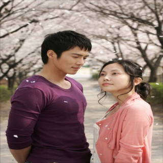 برف در آگوست Snow in August