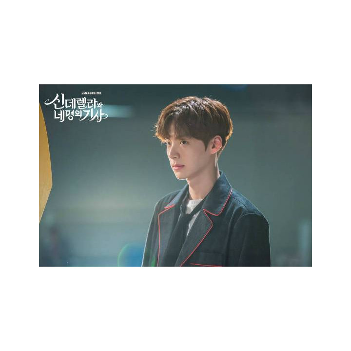 سیندرلا و چهار شوالیه Cinderella and the Four Knights