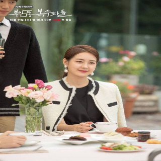 کلوب انتقامجویان Avengers Social Club