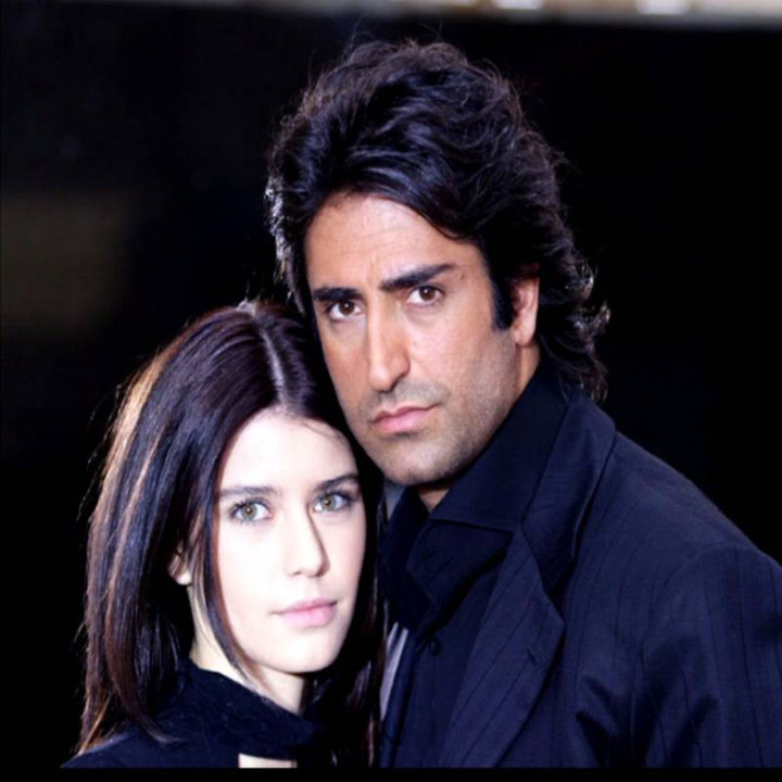 عشق تبعید شده Aşka Sürgün