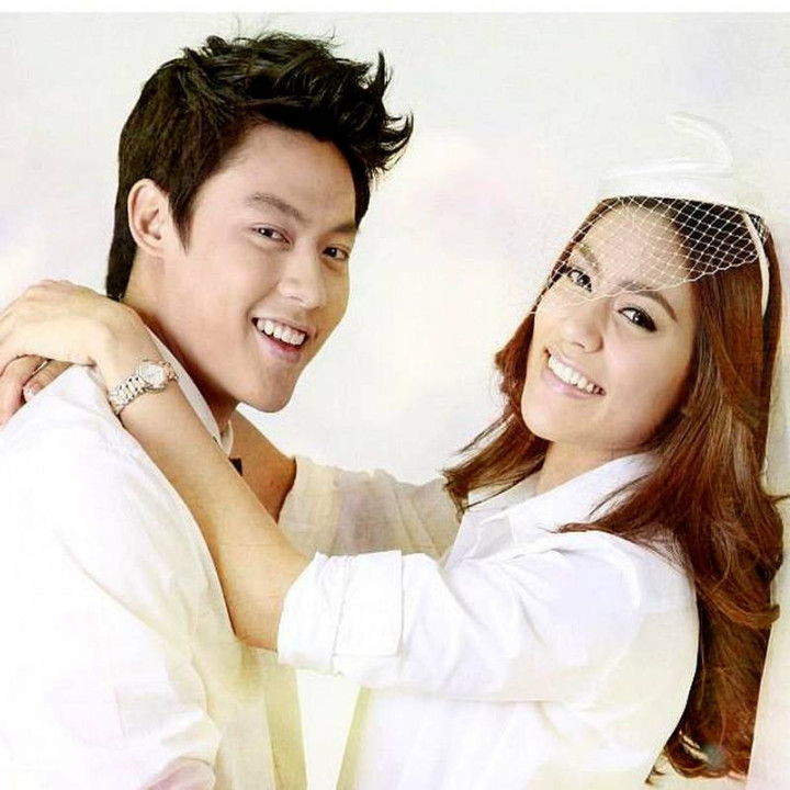 آغاز عشق در حصار Love Started at the Fence