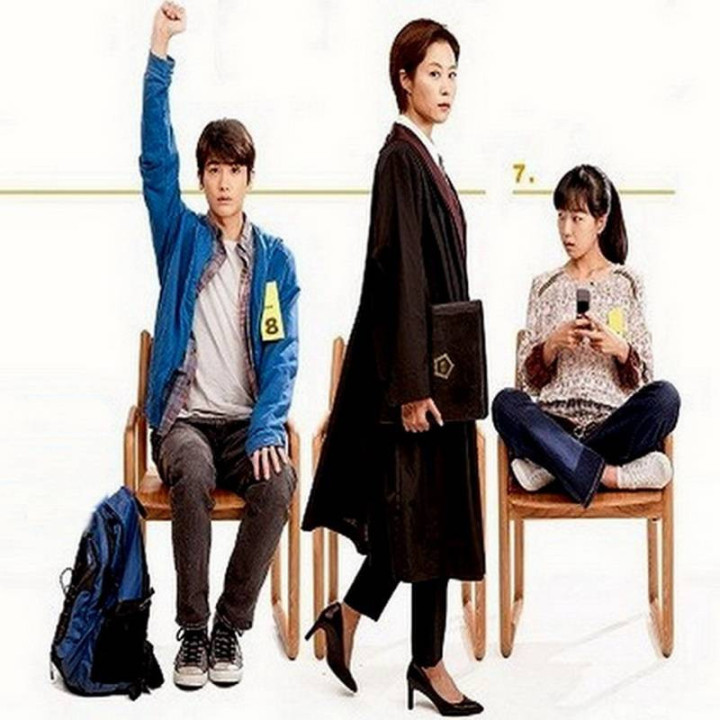 عضو هشتم هیئت منصفه